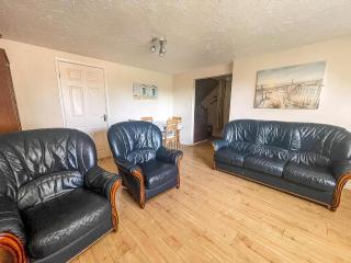 Seaside Holiday Cottage By The Beach In Beautiful Hemsby, Norfolk Ref 99006J - Hemsby - 7