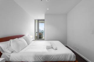 City Luxe Living 3B2B2C-36F at VictoriaHarbour - 4