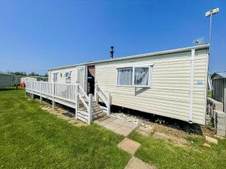 Caravan With Large Decking At Coopers Beach Holiday Park Ref 49036Ts - 5