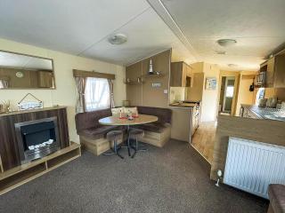 Caravan With Large Decking At Coopers Beach Holiday Park Ref 49036Ts - 3