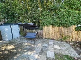 Dog Friendly 8 Berth Caravan At Dovercourt Holiday Park In Essex Ref 44504P - Great Oakley - 1