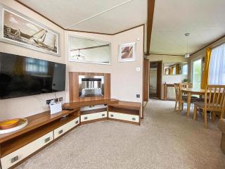 Superb Caravan At Steeple Bay Holiday Park In Essex, Sleeps 6 Ref 36081D - Southminster - 4