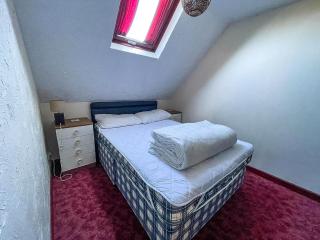 Seaside Cottage In Beautiful Hemsby, Norfolk By The Beach Ref 99007J - 5