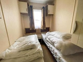 Lovely Caravan With Decking At Heacham Beach In Norfolk Ref 21028T - Heacham - 2