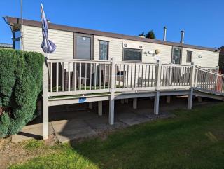 Superb Caravan With Decking Close To Hunstanton Beach In Norfolk Ref 23060S - Hunstanton - 0