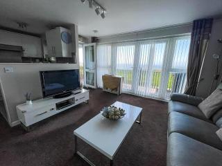 Lovely 5 Berth Bungalow At Waterside Village Park In Corton Ref 14006W - Lowestoft - 3