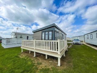 Modern 6 Berth Caravan At St Osyth Beach In Essex Ref 28002Sv - 6