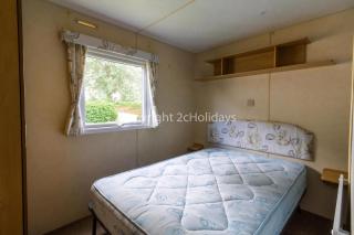 Spacious 8 Berth Caravan For Hire At Southview Holiday Park Ref 33002Tc - Skegness - 5