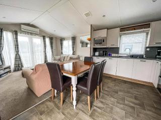 Stunning Dog Friendly Caravan At Manor Park, Hunstanton In Norfolk Ref 23188K - Hunstanton - 1