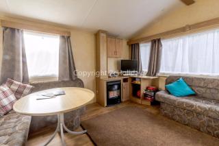 8 Berth Spacious Dog Friendly Caravan, Near Great Yarmouth In Norfolk Ref 10004G - Belton - 1