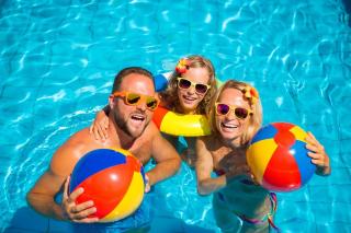 Lovely Caravan To Hire At Breydon Water Holiday Park In Norfolk Ref 10025Cw - Belton - 2