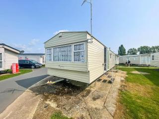 Great 8 Berth Caravan At Seawick Holiday Park, Clacton-On-Sea Ref 27053R - Clacton-on-Sea - 5