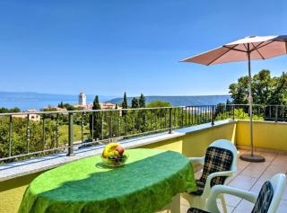 Wonderful Brsec Apartments with Sea View and Shared Pool - Brseč - 3