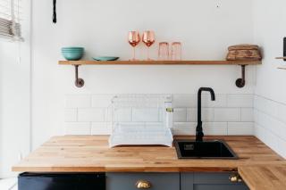 Delux Coastal Apartment - 8