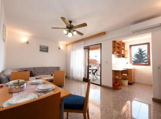 Cozy Icici Apartment with Sea view - Ičići - 3