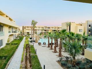 Sunny 1 BR Apt G cribs ElGouna with open View - 4