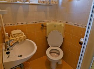 Scenic Retreat Rooms and Family Apartment - Mošćenička Draga - 6