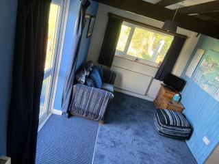 Cowslip Cottage at Sound Healing Retreat Centre - Cardigan - 3