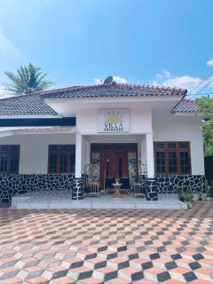 Villa Princess Purwakarta - - 5
