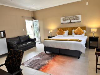 Fusion House B&B and Conference Venue - Bunkers Hill - 9
