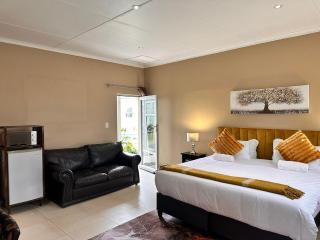 Fusion House B&B and Conference Venue - Bunkers Hill - 2