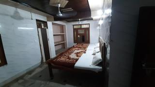 SUBHADRA GUEST HOUSE - Mathura - 9