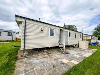 Homely 8 Berth Caravan At Valley Farm Nearby Clacton-On-Sea Ref 46623V - Great Clacton - 5
