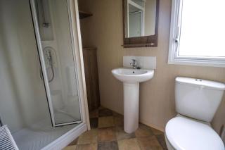 Superb 8 Berth Caravan, Close To Amenities At Caister Beach Ref 30073F - Great Yarmouth - 2