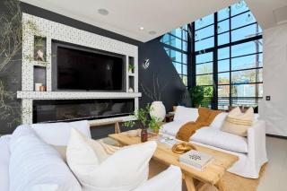 Venice Oasis w Pool, Spa, Rooftop, Walk to Beach - 8