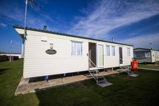 8 Berth Caravan For Hire At St Osyth Beach Holiday Park In Essex Ref 28026Fi - Clacton-on-Sea - 0