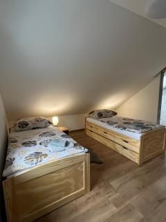 Chata Koniareň - - 1