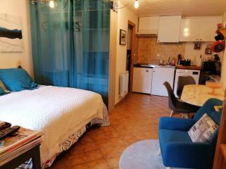 Studio en rez de chaussée, avec jardin partagé. - Vars - 5