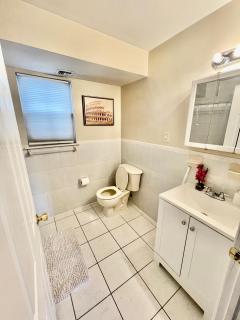4 bedroom apt in Newark - Newark - 6
