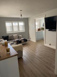 Modern Luxe Maisonette Near Station With Free Parking - Billericay - 3