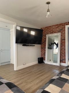 Modern Luxe Maisonette Near Station With Free Parking - Billericay - 7