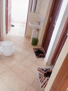 Dreamy Lakeview Haven - 2br Apartment - Naka - 3