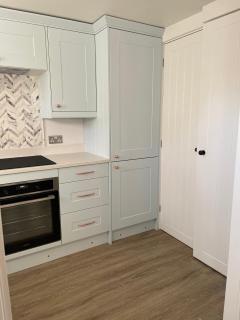 Modern Luxe Maisonette Near Station With Free Parking - Billericay - 9
