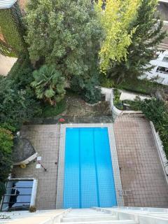 Paris Montmartre Apartment with a View and Swimming Pool Access - París - 6