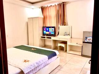 Holiday Hotel 2 - Hai Phong - 1