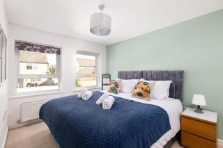 Home in Patchway - Bristol - 8