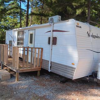 Travel Trailer with Wi-Fi at Fabulous Bok Vegas Interactive Petting Zoo and Farm - - 0
