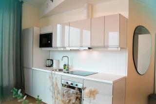 Stylish 11th-Floor Sea View Stay - Tallinn - 2