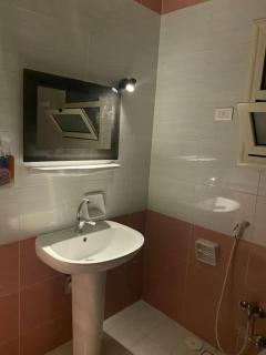 Apartment in SeaView Tower Loran - 9