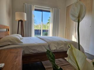 Royal Oasis Villa - Balaclava - 1