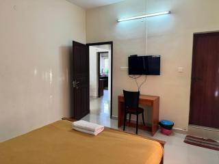 Friendsland Home Stay - Ernakulam - 5