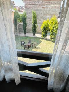 The Chinar Retreat Hut - Srinagar - 3