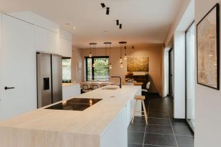5 Star Ruime en Zonnige Vakantiewoning SVN7tien - 4