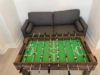 Large Townhouse Central To Everything In Tampa, Sleeps 8 - 1