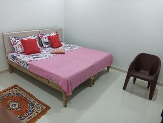 Kedar Guest House Ayodhya - 1