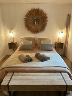 Cocon cosy appart romantique, jacuzzi piscine - Puget - 0